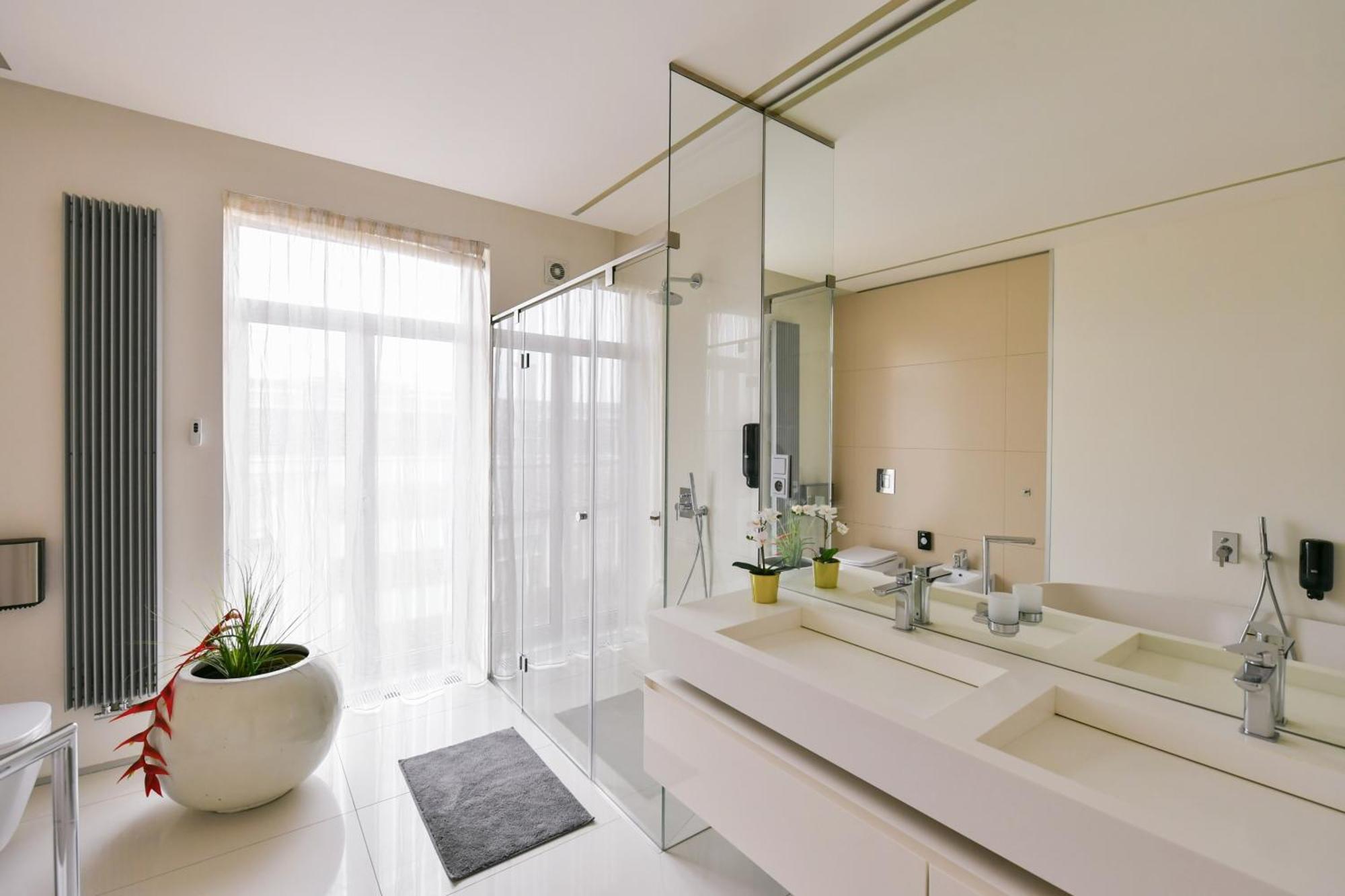 Apartmán Presidential Penthouse, 303m2, Jacuzzi On Terrace, Sauna, 6bdrm, 4bthrm, Ac, Lift *