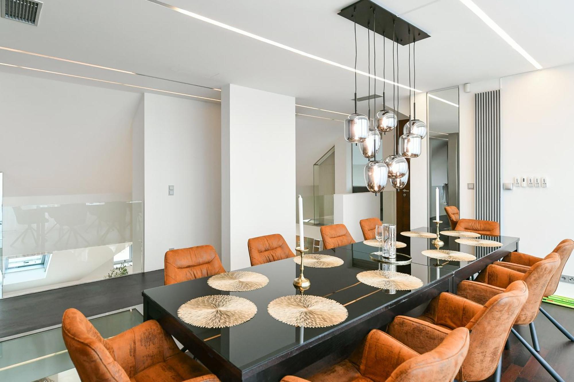 Apartmán Presidential Penthouse, 303m2, Jacuzzi On Terrace, Sauna, 6bdrm, 4bthrm, Ac, Lift